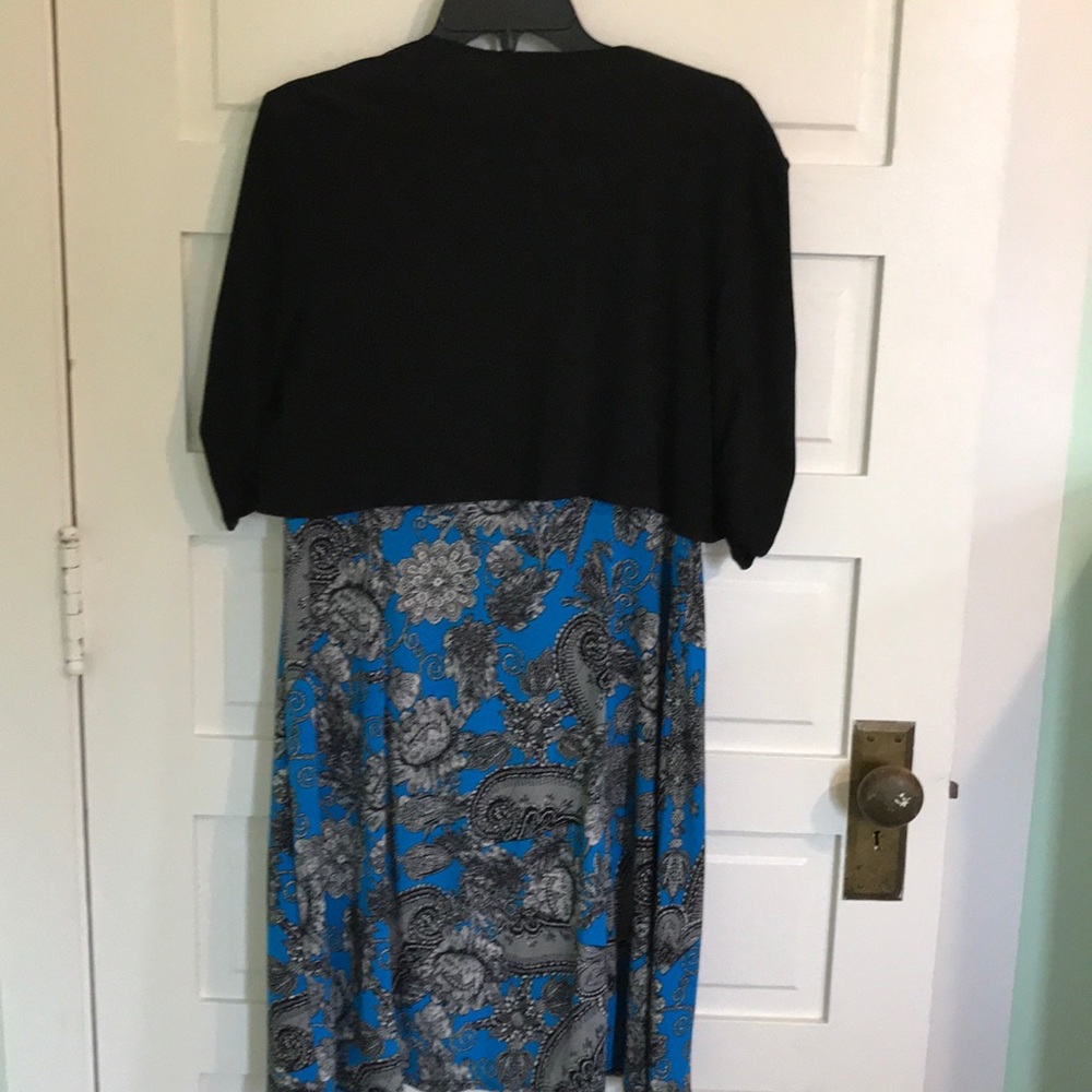 Dress - Picture 3 of 5